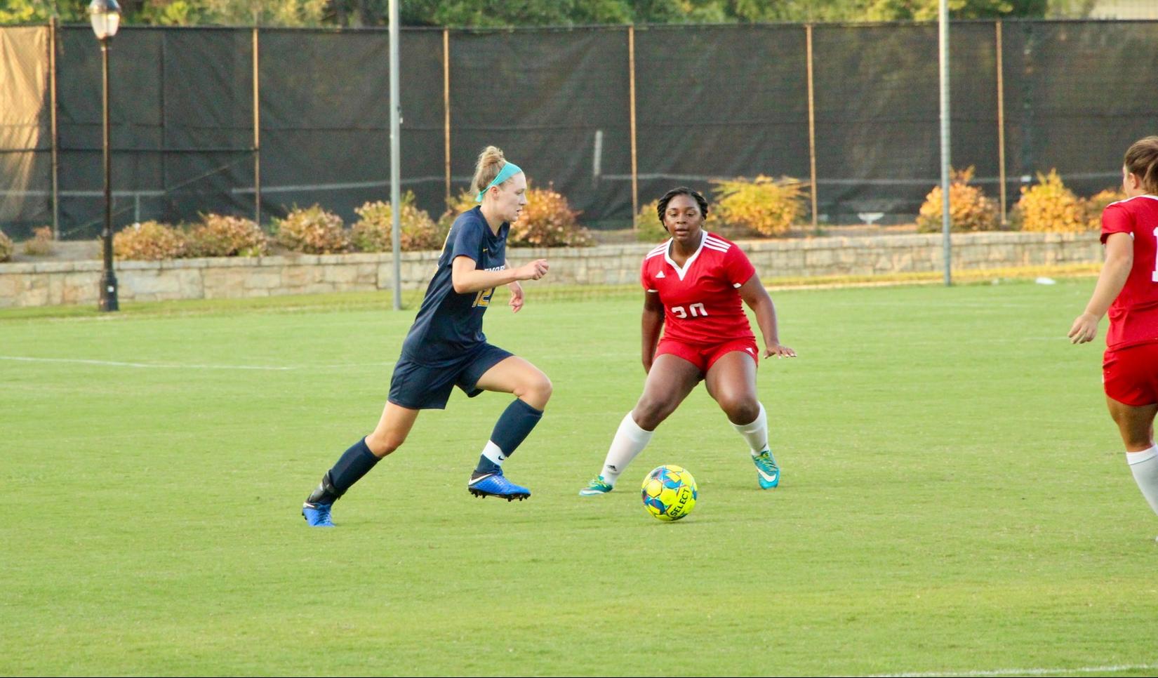 Women’s Soccer Dominates To Win Fourth Game